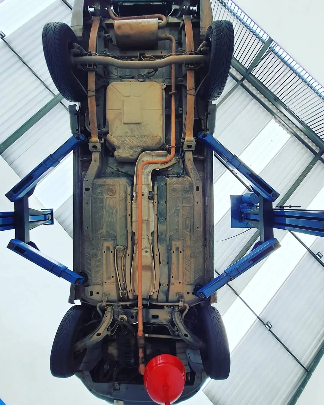 Escapamento Barulhento: Causas e Soluções - Artigo sobre Escapamento automotiva em Betim